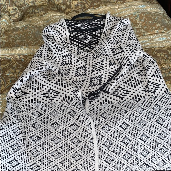 H&M White and black cardigan - Picture 5 of 5